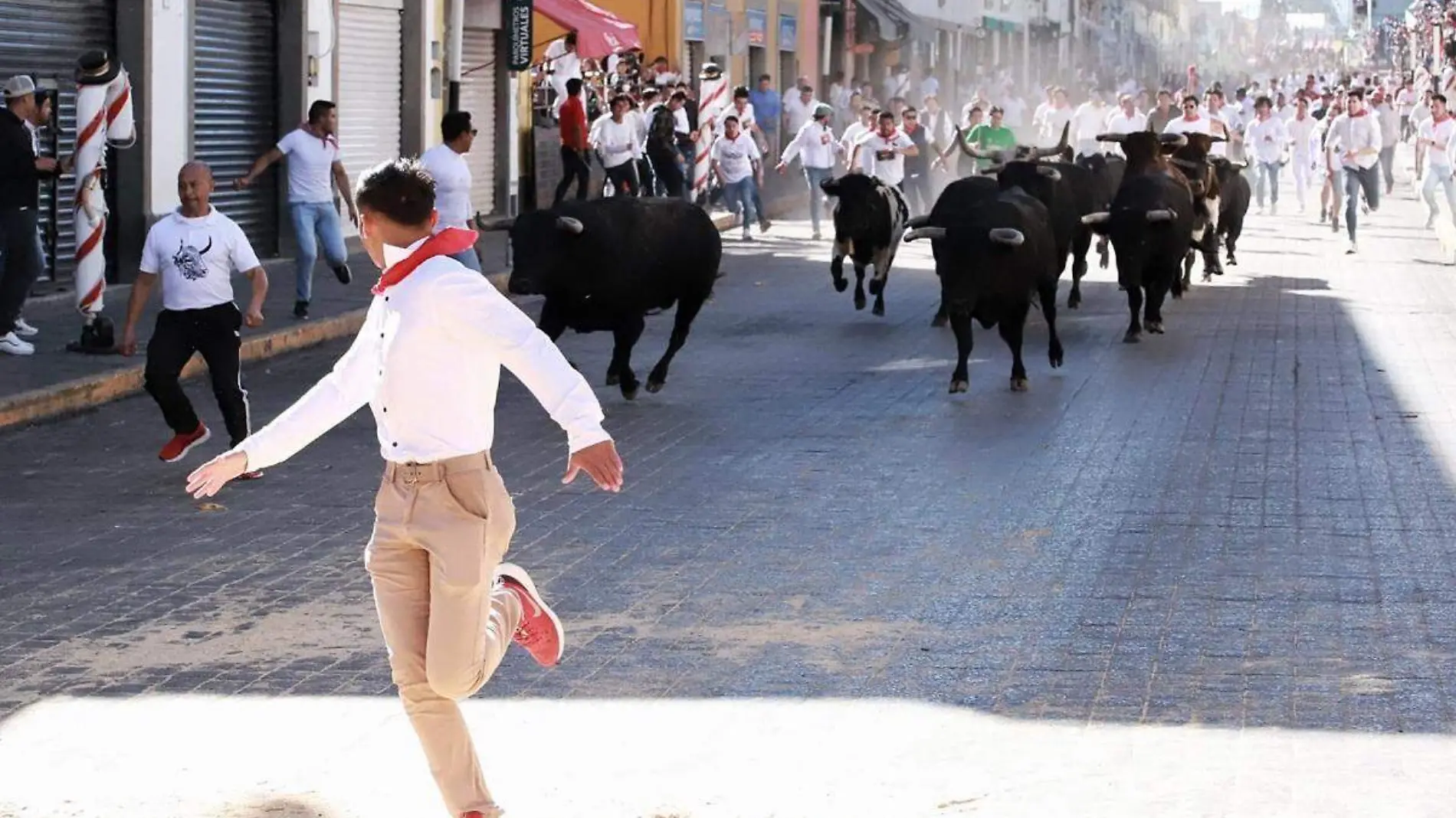 ENCIERRO HUAMANTLA (5)